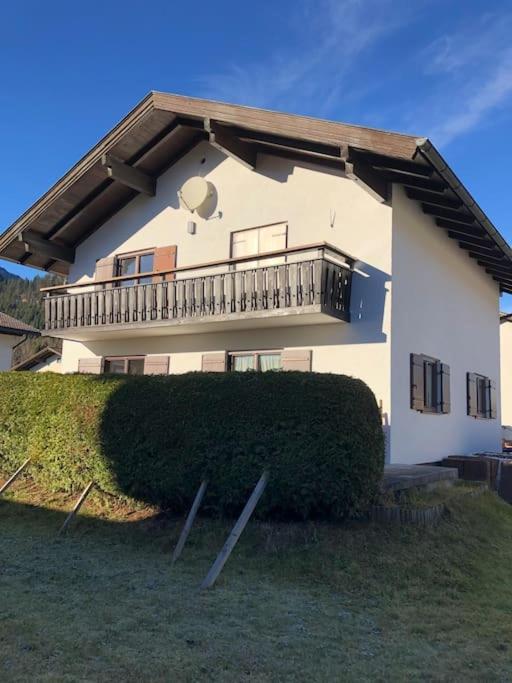 Haus Am Lechweg Apartment Reutte Exterior photo